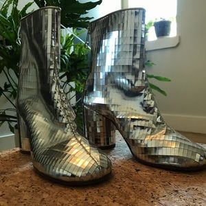 Maison Margiela- Silver textured booties